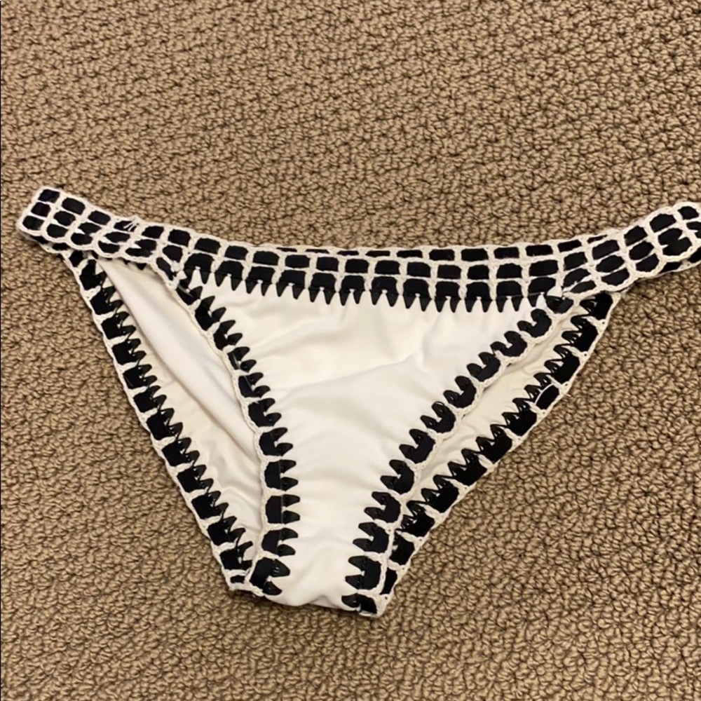 Seafolly Australia bathing suit bottoms